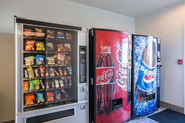 Motel 6 Dale, IN - thumb 7