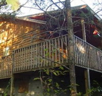 Wisteria Lane Lodging - Accommodation Los Angeles