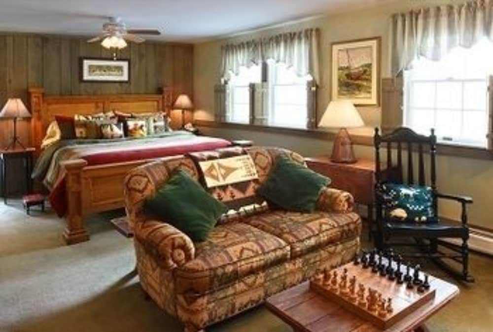 Deerhill Inn - thumb 4