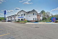 Motel 6 Glenview IL - Chicago North