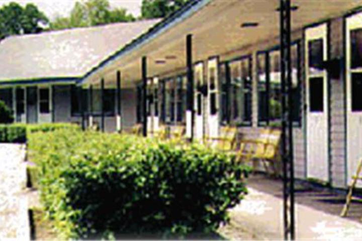 Candlelight Motel - thumb 2