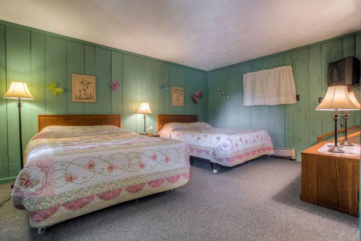 Motel In The Meadow - thumb 1