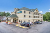 Quality Inn I-70 Near Kansas Speedway
