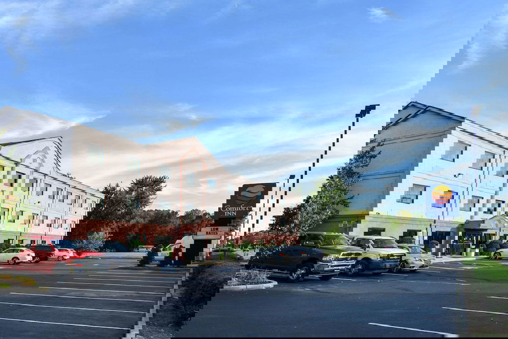 Comfort Inn Bordentown Near NJ Turnpike - thumb 2