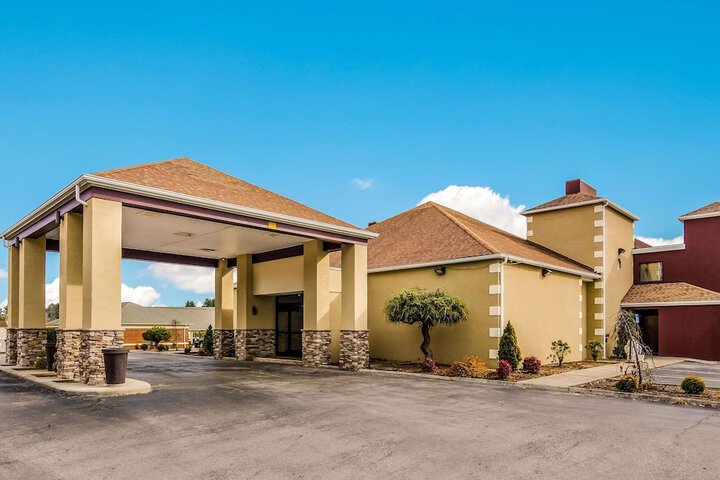 Clarion Inn - thumb 1