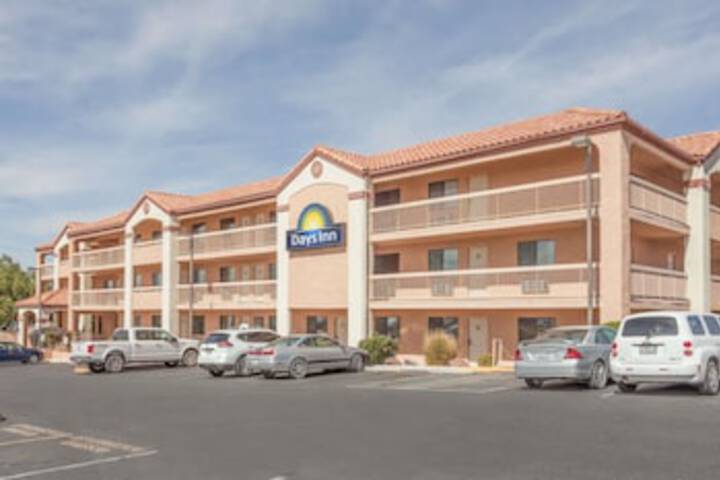 Motel 6 Barstow, CA â€“ I15 And Lenwood Road - thumb 0