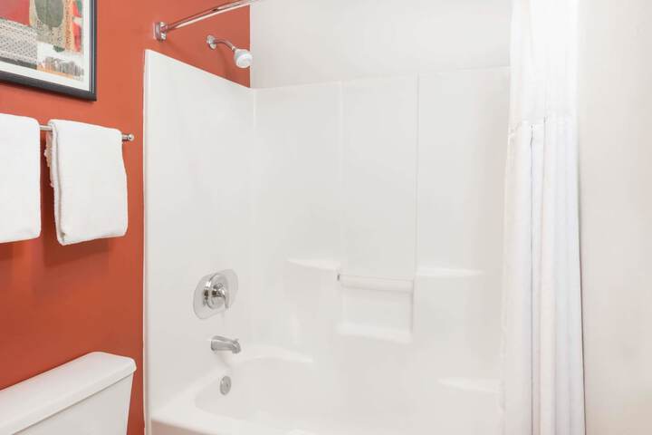 Motel 6 Barstow, CA â€“ I15 And Lenwood Road - thumb 4