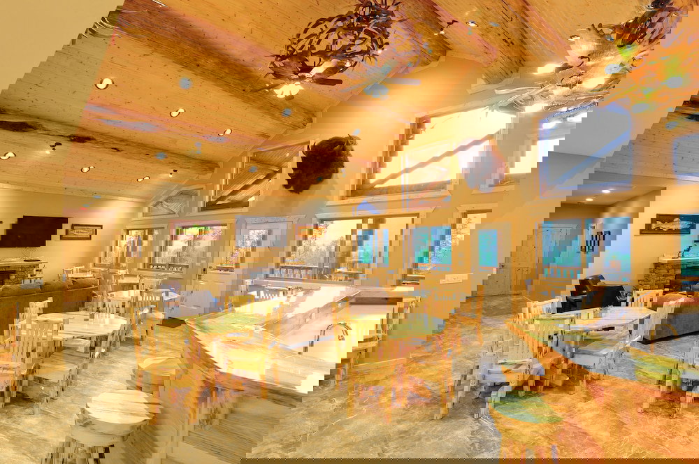 Glacier Outdoor Center - thumb 3