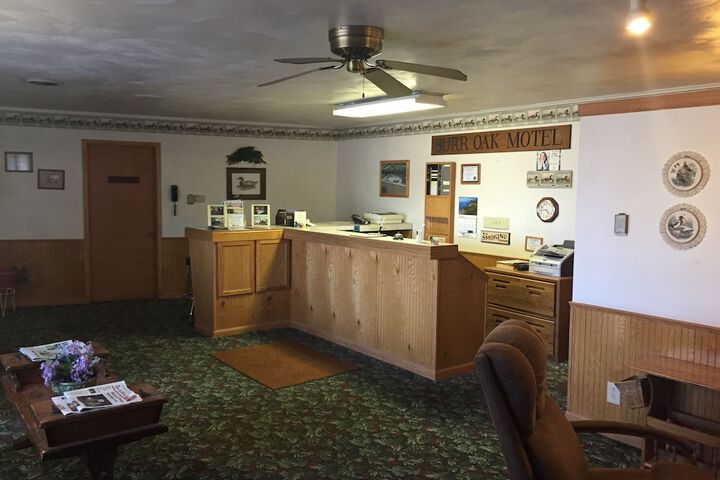 Burr Oak Motel - thumb 7