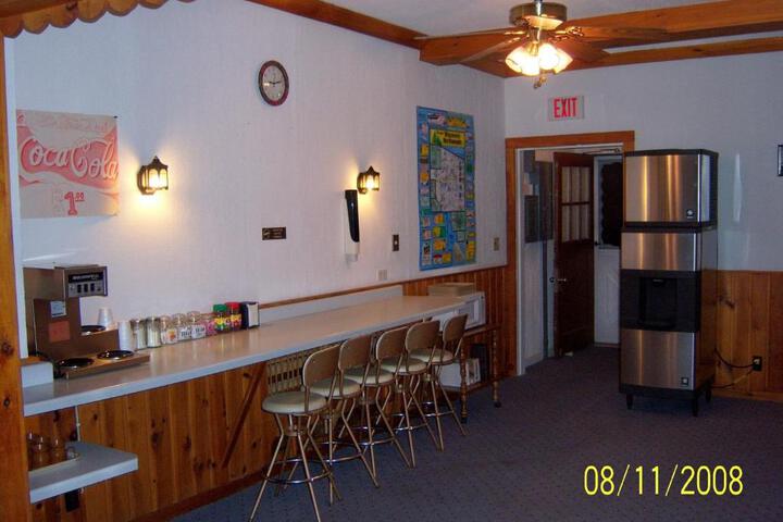 Travelers Inn Motel - thumb 5