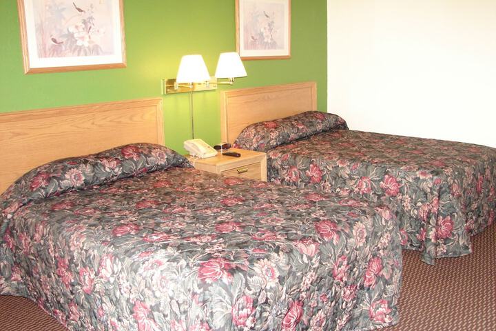 Columbus Inn & Suites - thumb 6