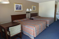 National 9 Inn Garden City