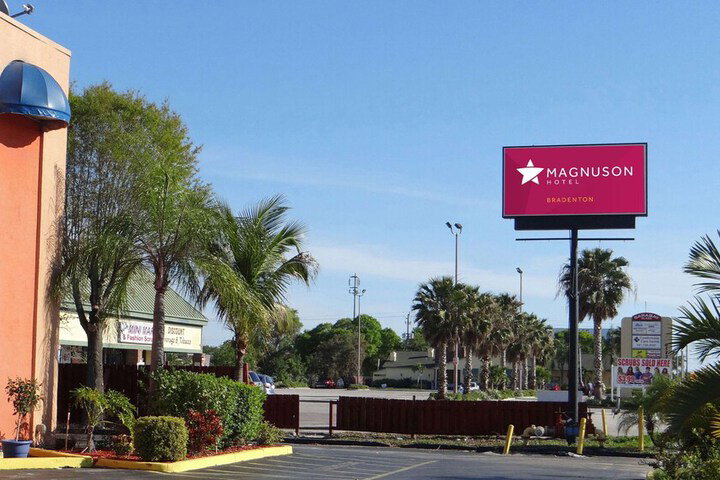Magnuson Hotel Bradenton - thumb 2