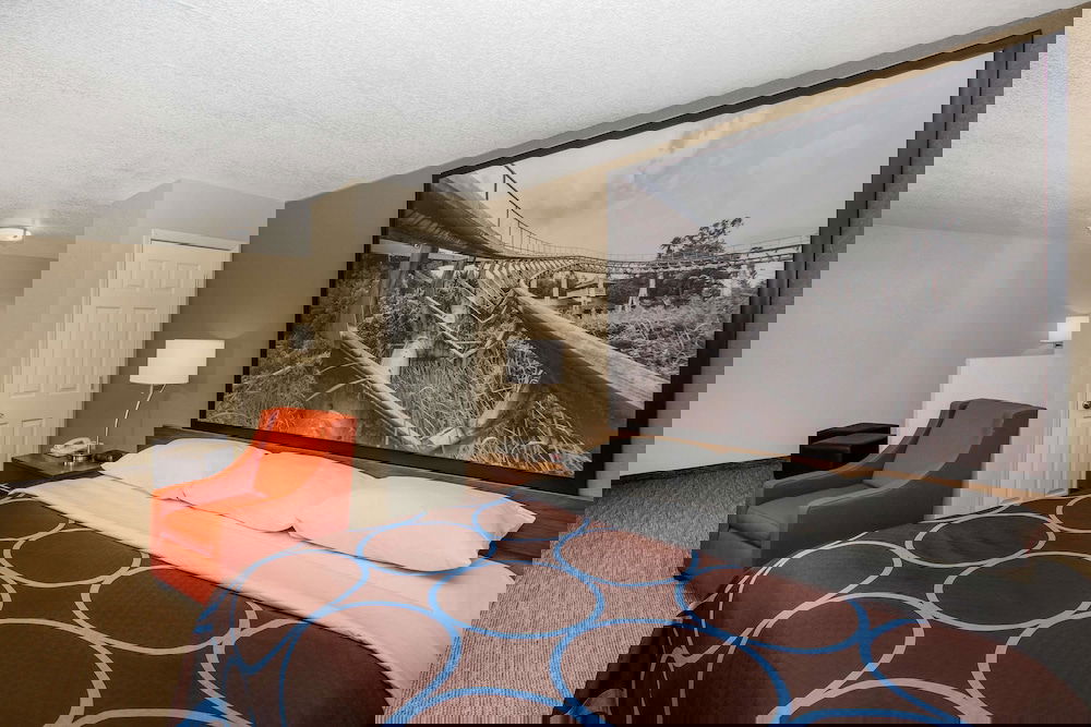 Super 8 By Wyndham Altoona - thumb 3