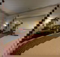 Red Roof Inn & Suites Albany, GA - Accommodation Los Angeles