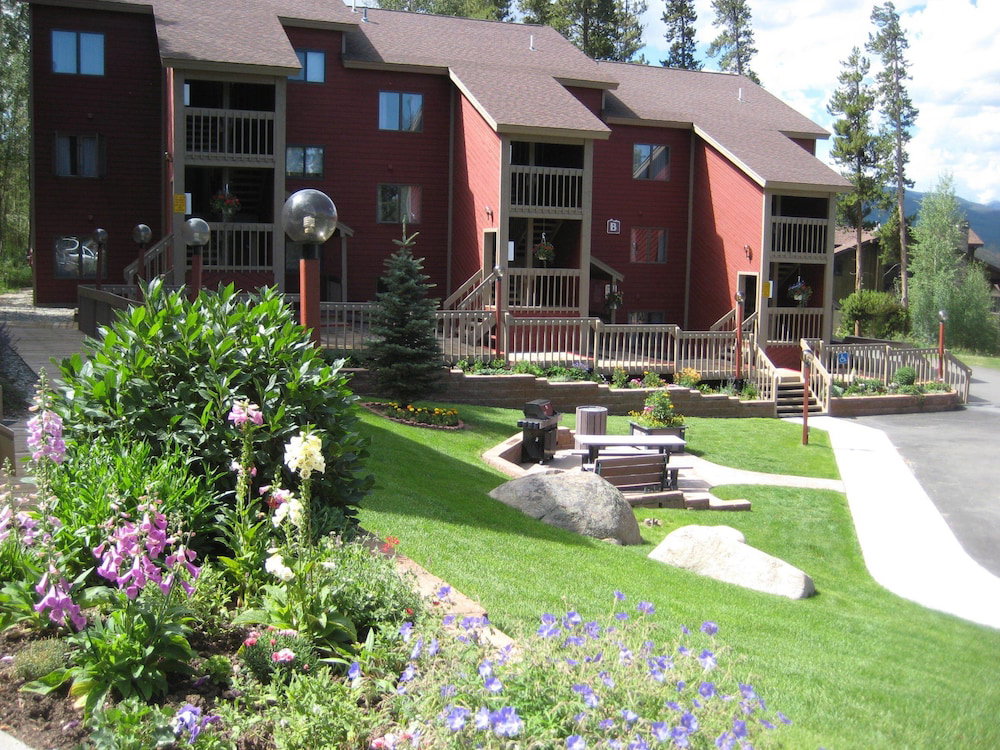 Indian Peaks Resort - thumb 5