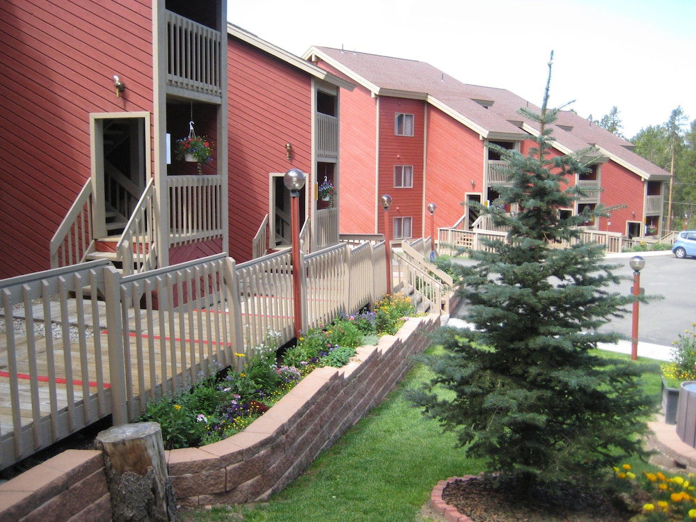 Indian Peaks Resort - thumb 1