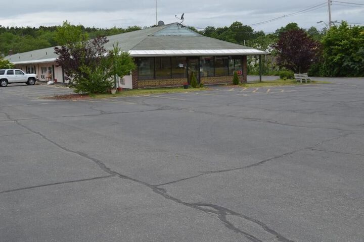 Ayer Motor Inn - thumb 1