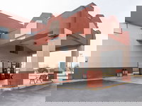 OYO Hotel Brownsville TN I-40