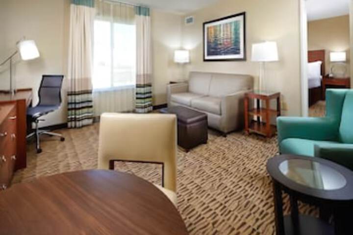 Hawthorn Suites By Wyndham Wheeling At The Highlands - thumb 2