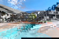 Courtyard by Marriott Richmond West