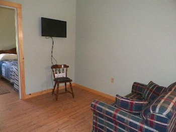 Feeder Creek Lodge And Cabin - thumb 3