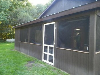 Feeder Creek Lodge And Cabin - thumb 0