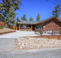 Yogi Bears Den - Accommodation Los Angeles