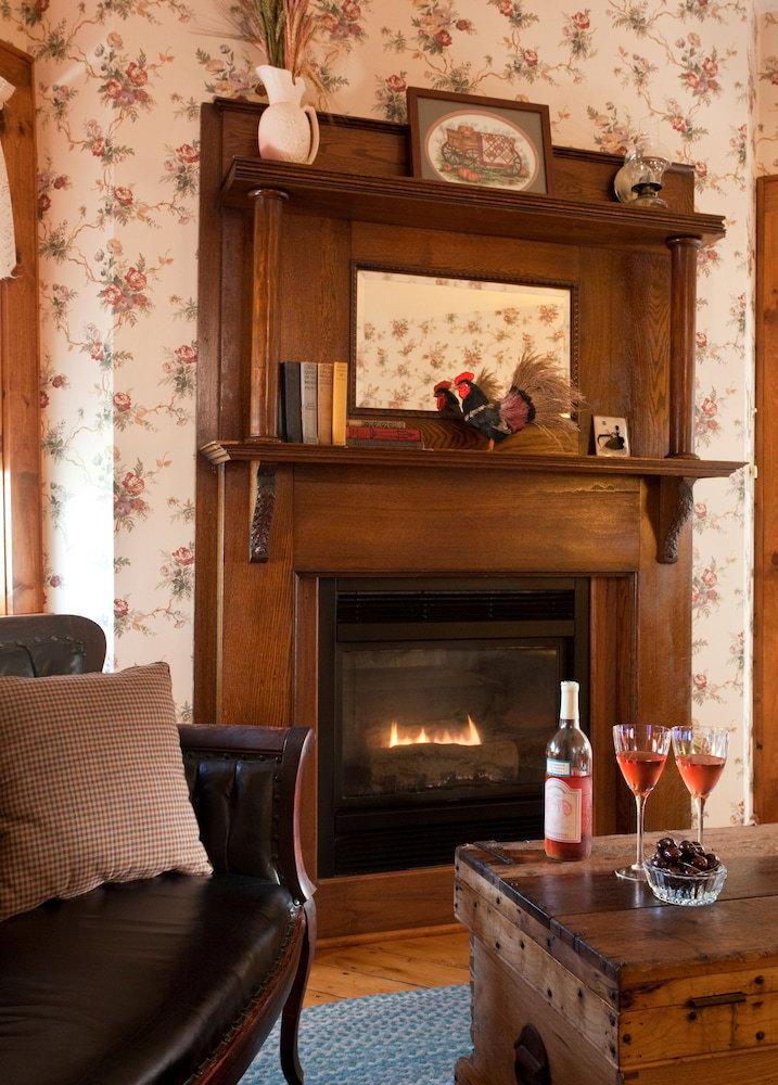 Chanticleer Guest House - thumb 3