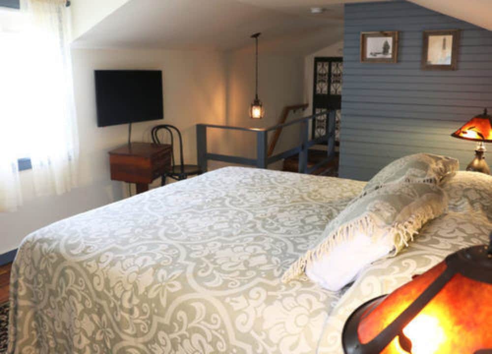 Jonathan Pitney House - thumb 3