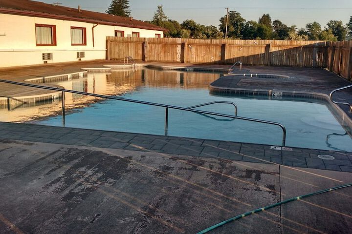 Marlinton Motor Inn - thumb 2