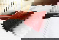 Stone Horse Motel - thumb 0