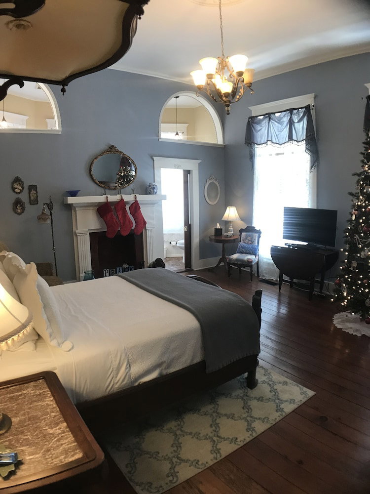 Kennedy Manor B&B - thumb 6