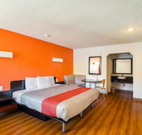 Motel 6 Blue Springs, MO - Accommodation Los Angeles