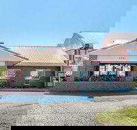 Econo Lodge Cadillac - Accommodation Los Angeles