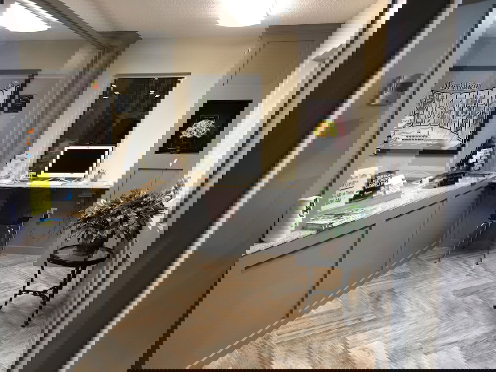 Super 8 By Wyndham Meridian - thumb 2