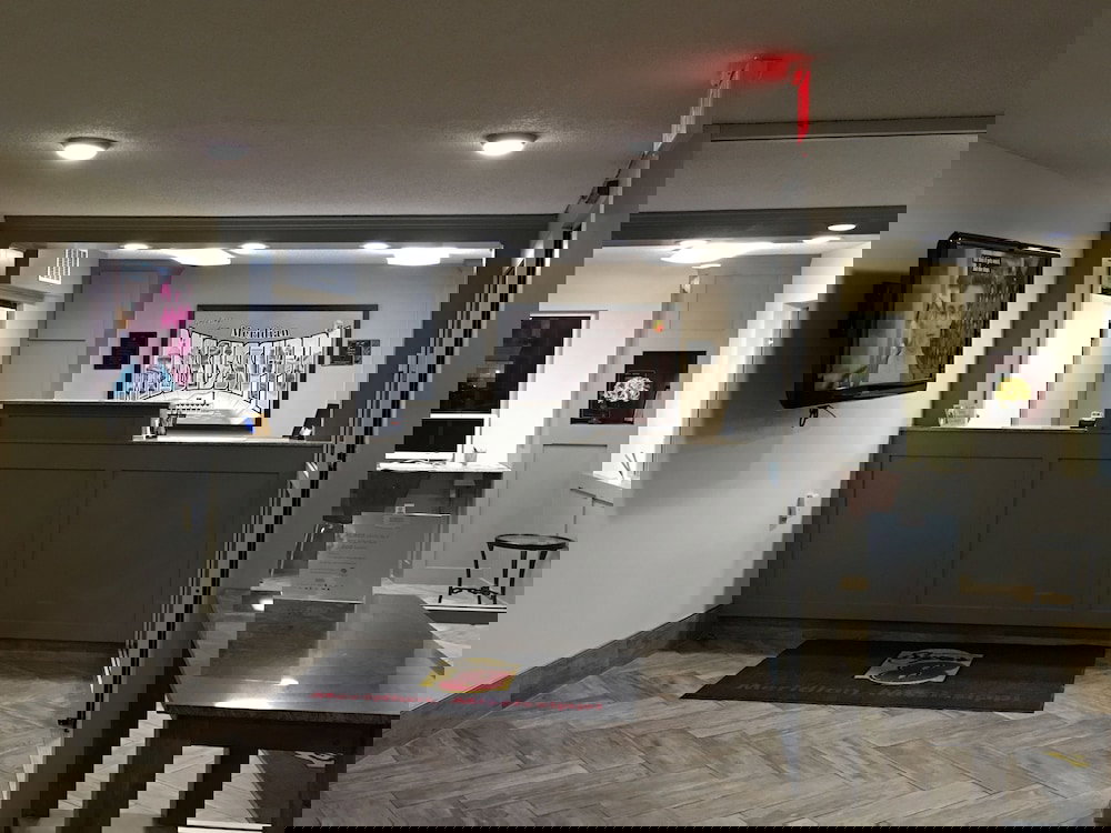 Super 8 By Wyndham Meridian - thumb 5