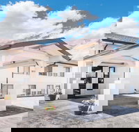 Super 8 by Wyndham Belle Fourche SD - Accommodation Los Angeles