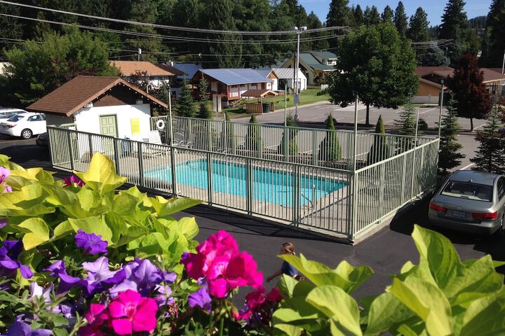 Linderhof Inn - thumb 2