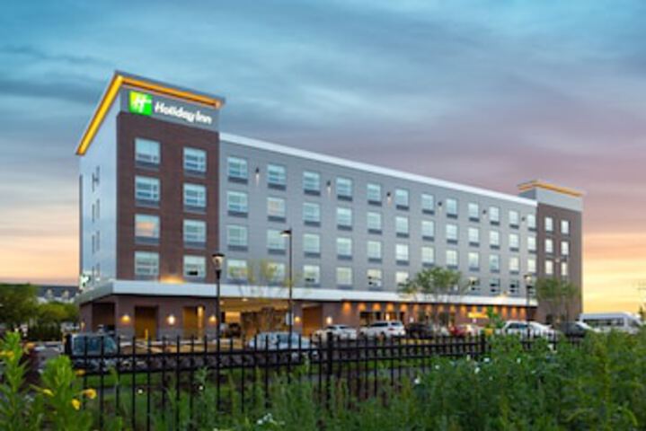 Holiday Inn Boston Logan Airport - Chelsea, An IHG Hotel - thumb 0
