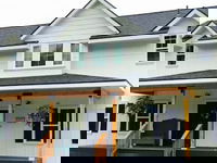 Snowgoose Pond Bed  Breakfast