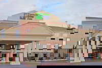 Holiday Inn Express  Suites Franklin KY an IHG Hotel