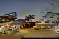 Holiday Inn Express Hotel  Suites Laurel an IHG Hotel