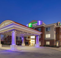 Holiday Inn Express Hotel  Suites Detroit-Farmington Hills an IHG Hotel - Accommodation Los Angeles