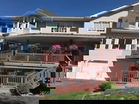 Alaska Sundance Retreat BB