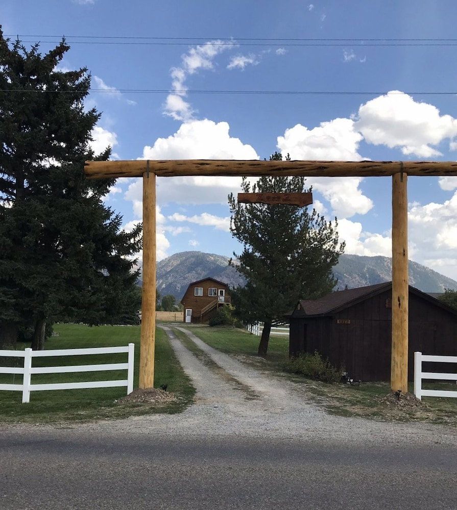 Z Bar Z Ranch Guest Loft - thumb 5