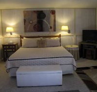 Volcano Fern Forest Retreat - Accommodation Los Angeles