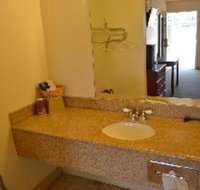 Budget Inn  Suites - Accommodation Los Angeles