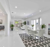 Sleek Miami Shores Residence With Hot Tub - Accommodation Los Angeles