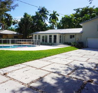 Luxe Miami Shores Home With Pool  BBQ - Accommodation Los Angeles